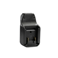 Lade das Bild in den Galerie-Viewer, Masterforce 20V auf Porter Cable 20V Batterieadapter
