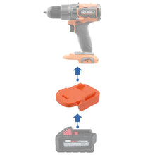 Lade das Bild in den Galerie-Viewer, Milwaukee 18V auf RIDGID 18V Batterieadapter
