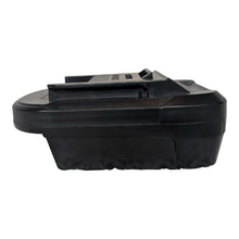 Charger l'image dans la galerie, Adaptateur de batterie Milwaukee 18V vers Ozito PXC 18V

