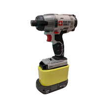 Lade das Bild in den Galerie-Viewer, Ryobi 18V auf Porter Cable 20V Batterieadapter
