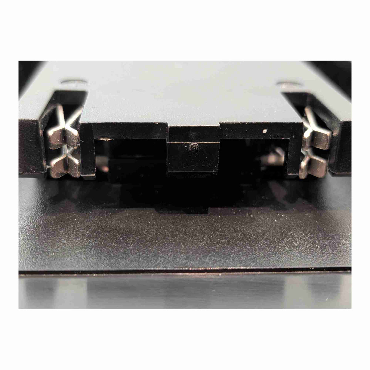 AEG 18V to Ozito PXC 18V Battery Adapter